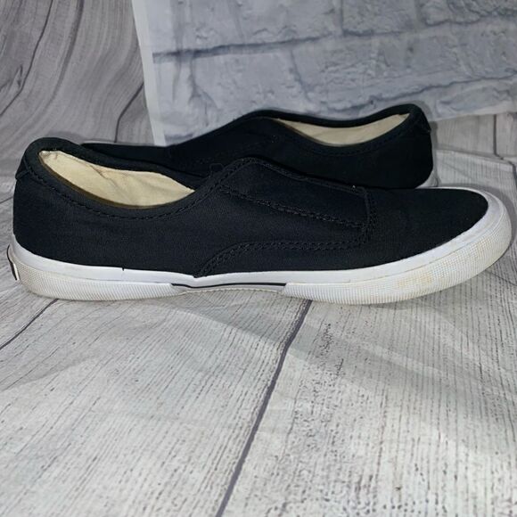 Liz Claiborne slip on canvas shoe black  white soles sz 7.5 - Picture 2 of 6